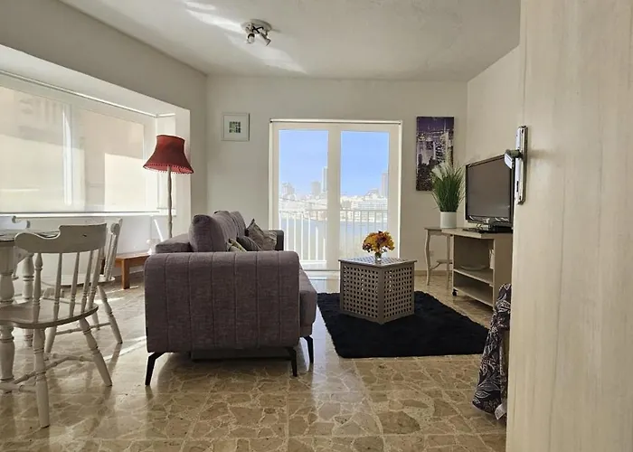 Seaview Cozy Stay In A Prime Sliema Location S6